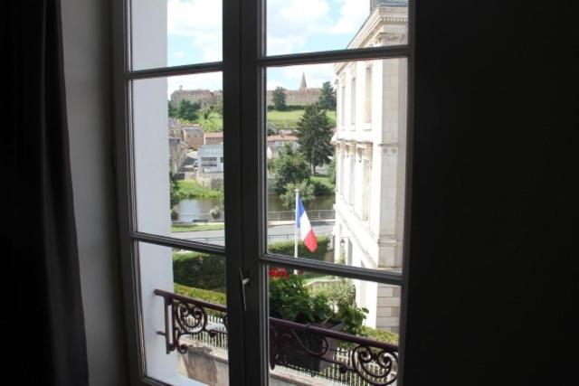 Logis Hotel De France Restaurant Le Lucullus Montmorillon Room photo